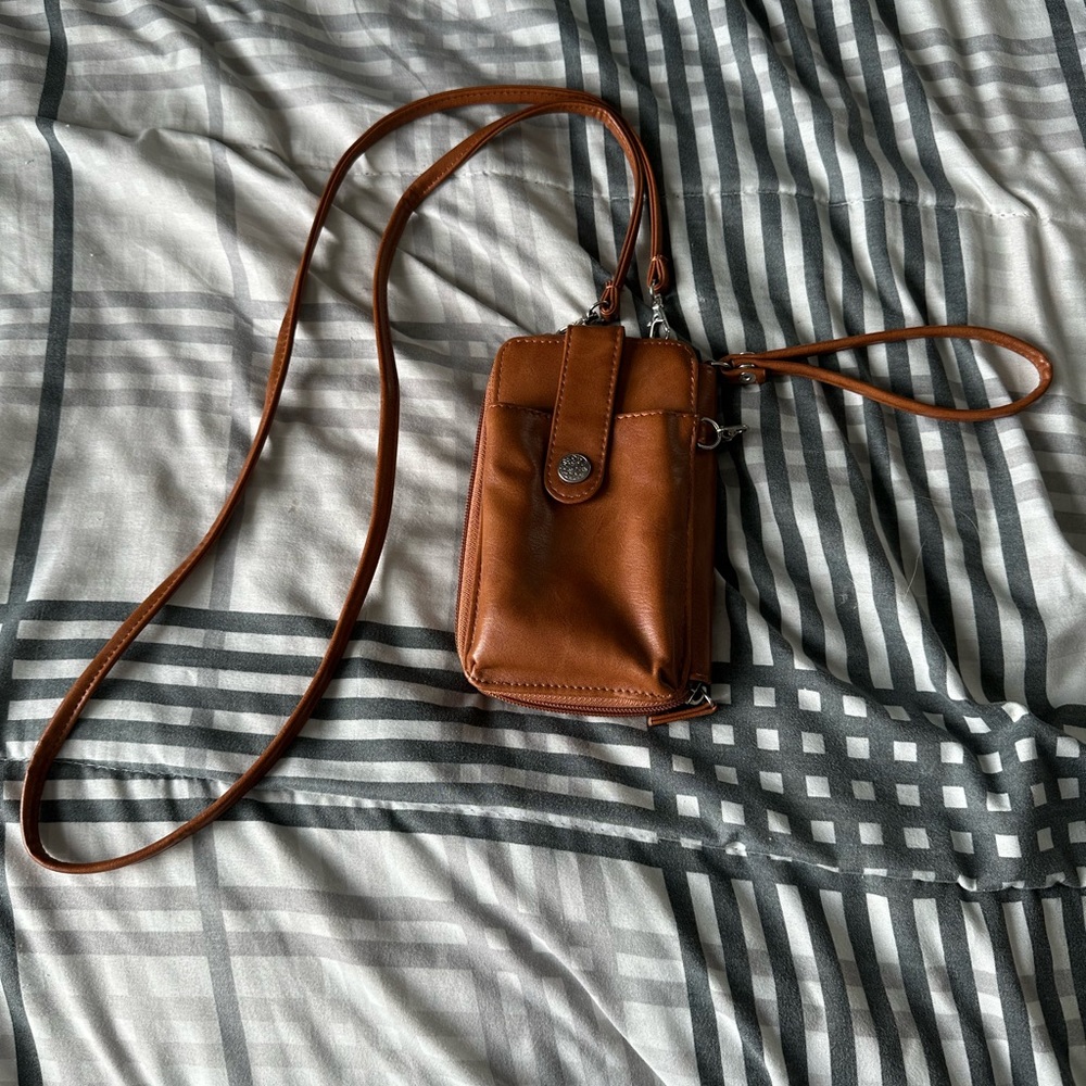 really cute small should/wrist wallet